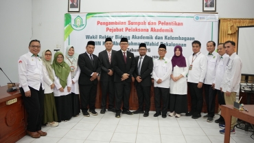 Dr. Kholis Resmi Dilantik sebagai Wakil Rektor Bidang Akademik dan Kelembagaan UIN Gus Dur Pekalongan