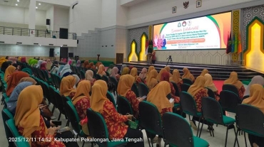 Peringati HUT DWP ke–26 dan Hari Ibu : DWP UIN Gus Dur Kerjasama dengan IWAPI Kabupaten Pekalongan Selenggarakan Seminar Kolaboratif