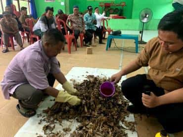 Mahasiswa KKN UIN Gus Dur Kelompok 5 Mengadakan Workshop “Trash To Cash” di Kelurahan Pringrejo Kota Pekalongan   