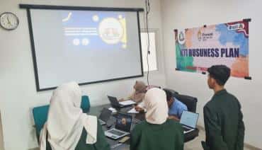 Pertandingan Hari Pertama Pekan Olahraga Seni dan Ilmu UIN Gus Dur dari Cabang Bidang Keilmuan
