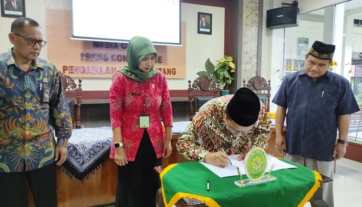 Jalin Kerjasama, Fakultas Syariah Teken PKs dengan Pengadilan Negeri Batang