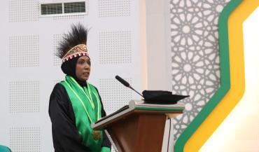 Dari Kaimana ke Panggung Wisuda: Suara Mimpi Putri Papua