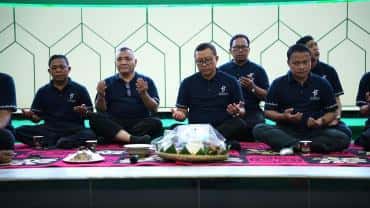 Semarak Hari Amal Bakti ke-78, UIN Gus Dur Gelar Tasyakuran dan Pembinaan Pegawai