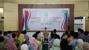 Lantik Pejabat Pelaksana Akademik Periode 2025–2029 UIN Gus Dur, Rektor Tegaskan Pejabat Harus Bisa Beri Contoh