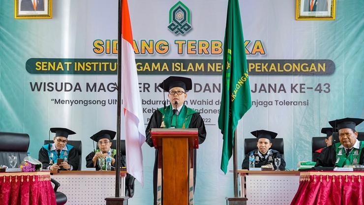Wisuda UIN KH. Abdurrahman Wahid,  Rektor Ajak Wisudawan Teladani  Sosok Gus Dur Sebagai Cendekiawan Muslim