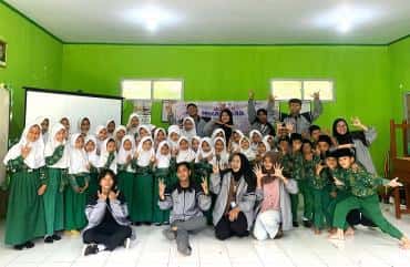 Mahasiswa KKN 61 UIN Gus Dur Pekalongan Adakan Sosialisasi Anti Bullying di MI Islamiyah 01 Gringgingsari