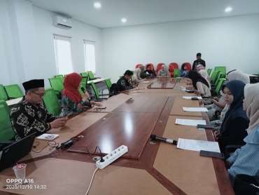 UIN Gus Dur Berikan Dukungan Pendidikan kepada 17 Mahasiswa melalui Beasiswa Kurang Mampu