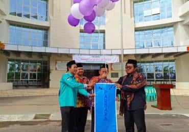 Upacara Bilingual dan Rangkaian Perlombaan Hiasi PARBARA 2022 UIN Gus Dur