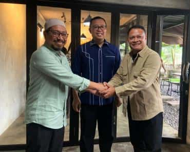 Serah Terima Tongkat Kepemimpinan Wakil Rektor I, Dr. Nur Kholis Siap Lanjutkan Perjuangan