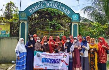 Berbagi Menjalin Ukhuwah Meraih Berkah, DWP IAIN Pekalongan Kunjungi Panti Asuhan