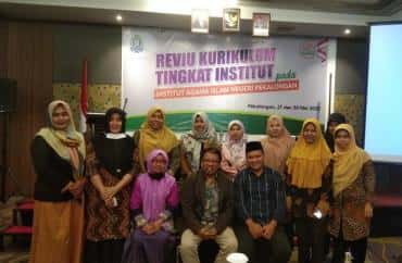 Sambut Menuju UIN KH.Abdurrahman Wahid, IAIN Pekalongan Gelar Reviu Kurikulum