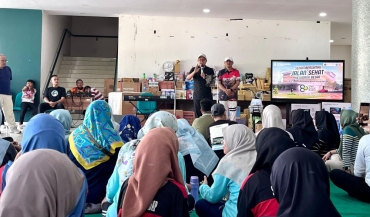 Semangat HAB Kemenag RI, UIN Gus Dur Pekalongan Gelar Senam Bersama hingga Jalan Sehat