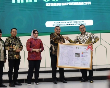 Wamen ATR/BPN H. Ossy Dermawan Apresiasi Capaian KKN Tematik Ekoteologi Pertanahan UIN Gus Dur Pekalongan