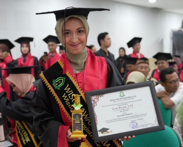 Raih IPK Sempurna 4,00 Novita Barokah Bagikan Tips Sukses Kuliah Magister